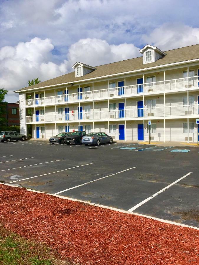 Intown Suites Extended Stay North Charleston Sc - Rivers Ave 外观 照片